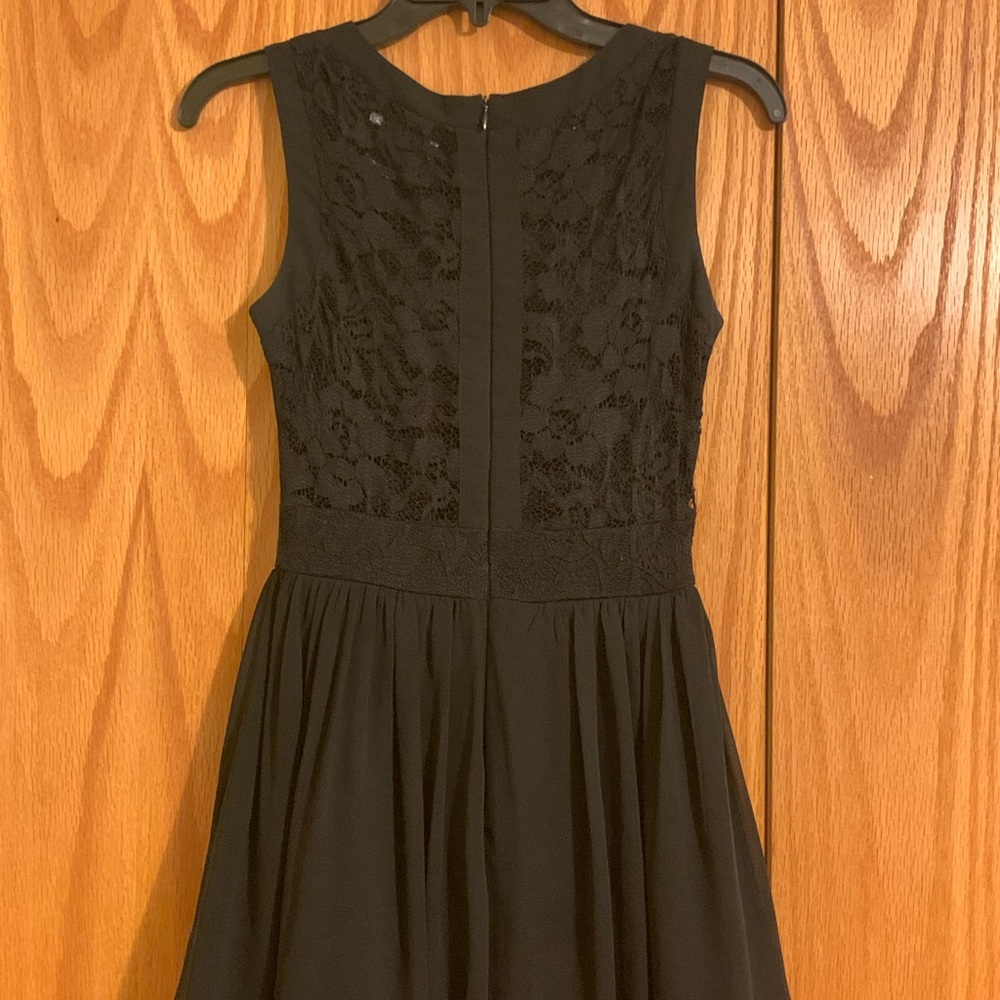 B.Smart Little Black Dress